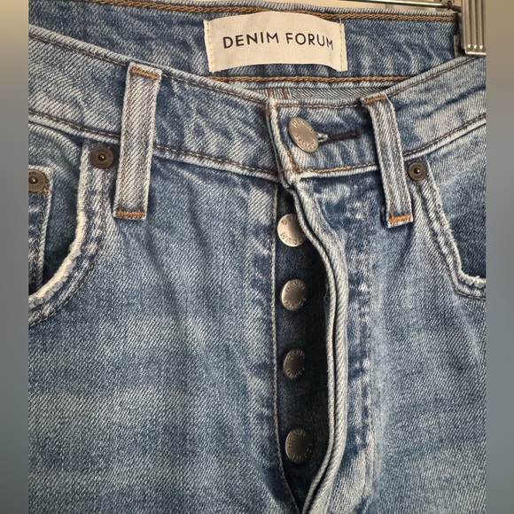 Aritzia Denim Forum The Yoko High Rise Slim Skinny Jeans Light Wash Size 26 - Picture 6 of 7